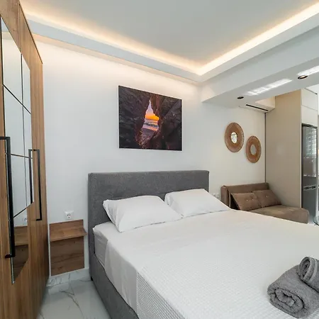 Urban Calm 01 Апартаменты *